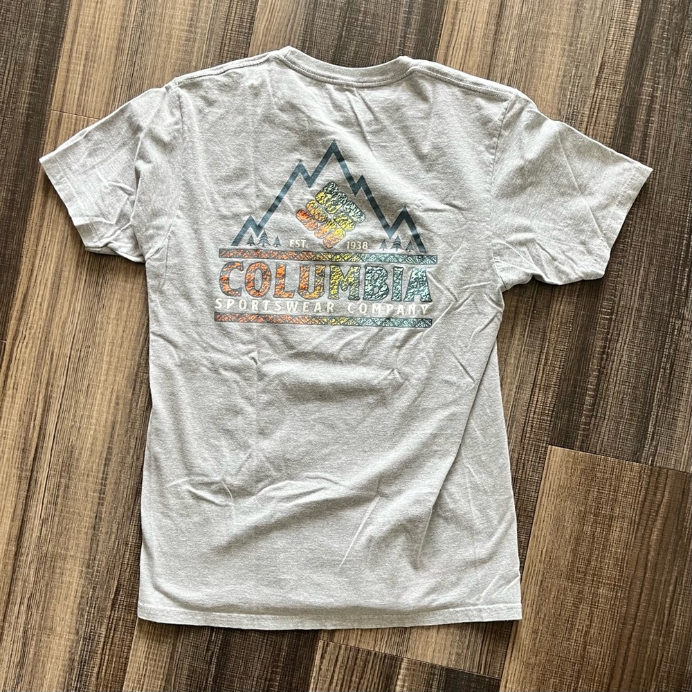 Columbia T-Shirt